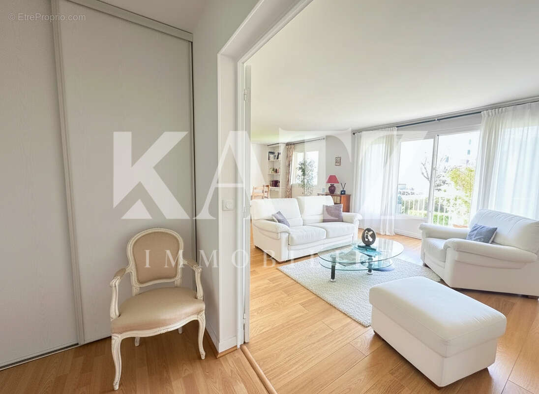 Appartement à GARCHES