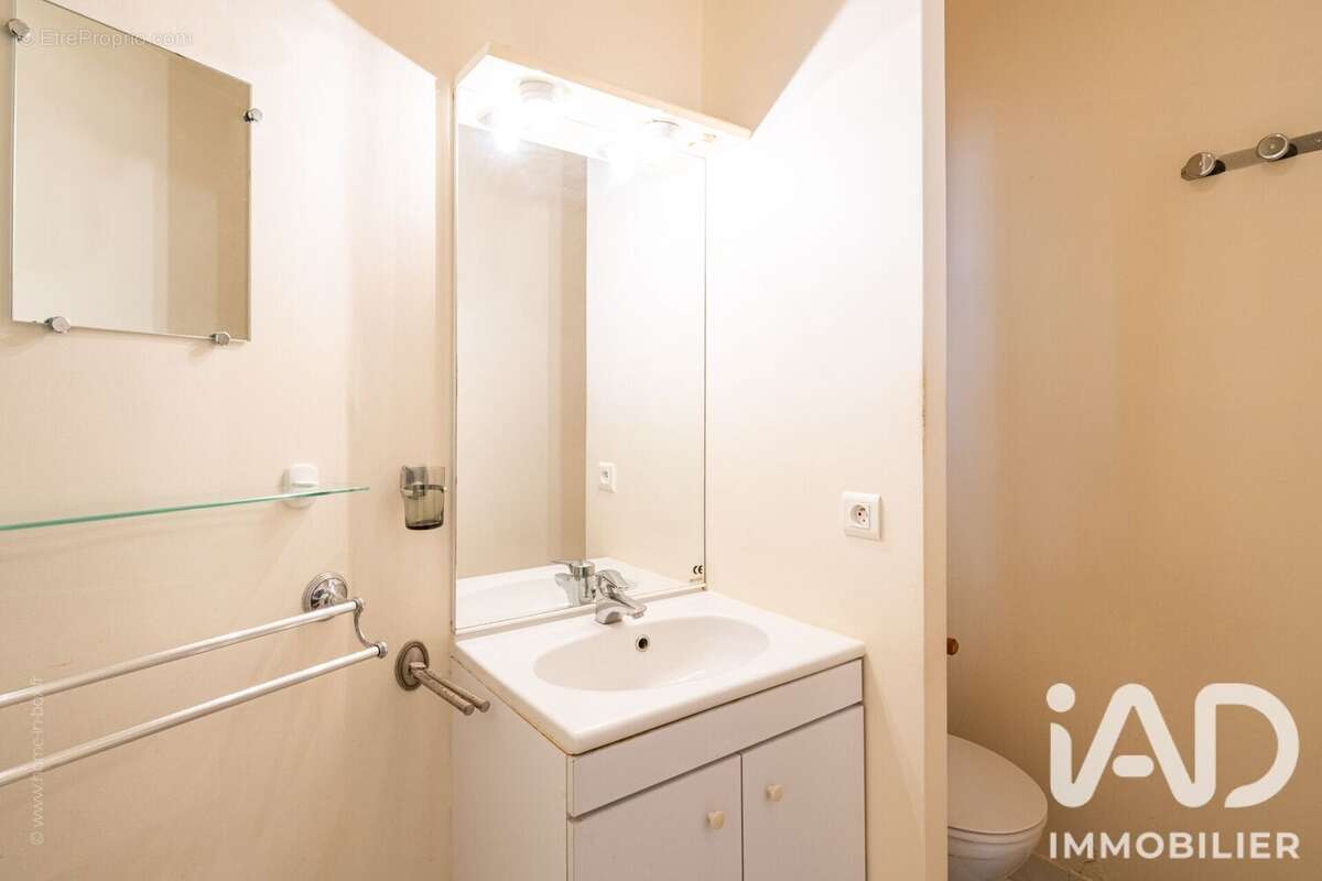Photo 9 - Appartement à PARIS-18E