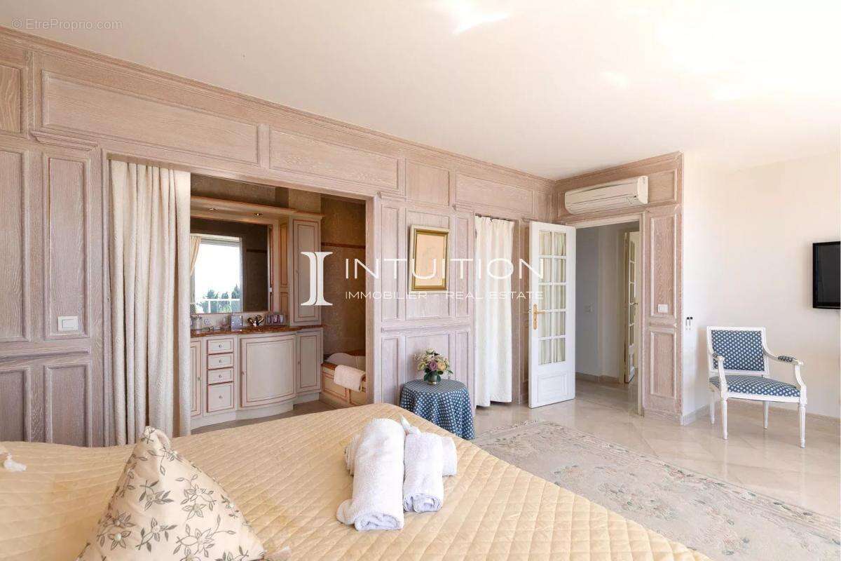 Maison à CANNES
