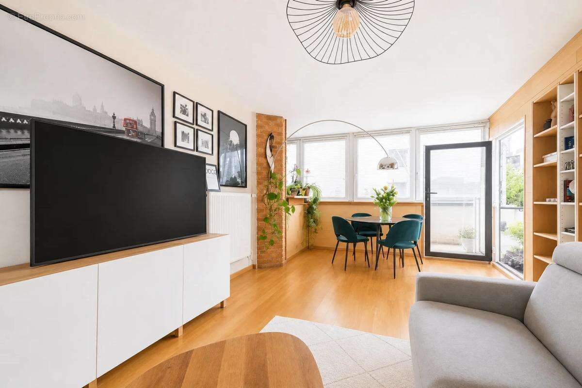 3 pièces rénové avec balcon et parking à Saint-Germain-en-Laye - photo 2