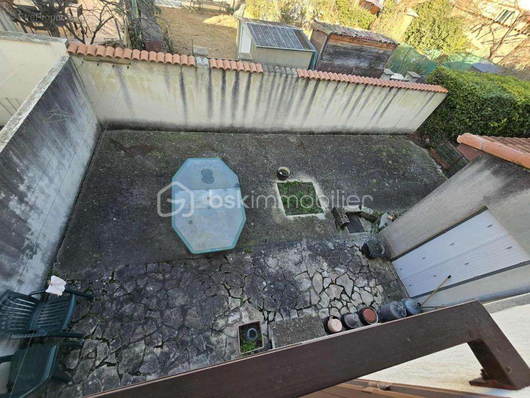 Maison à MONTELIMAR