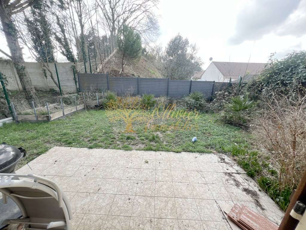 Maison à PONTAULT-COMBAULT