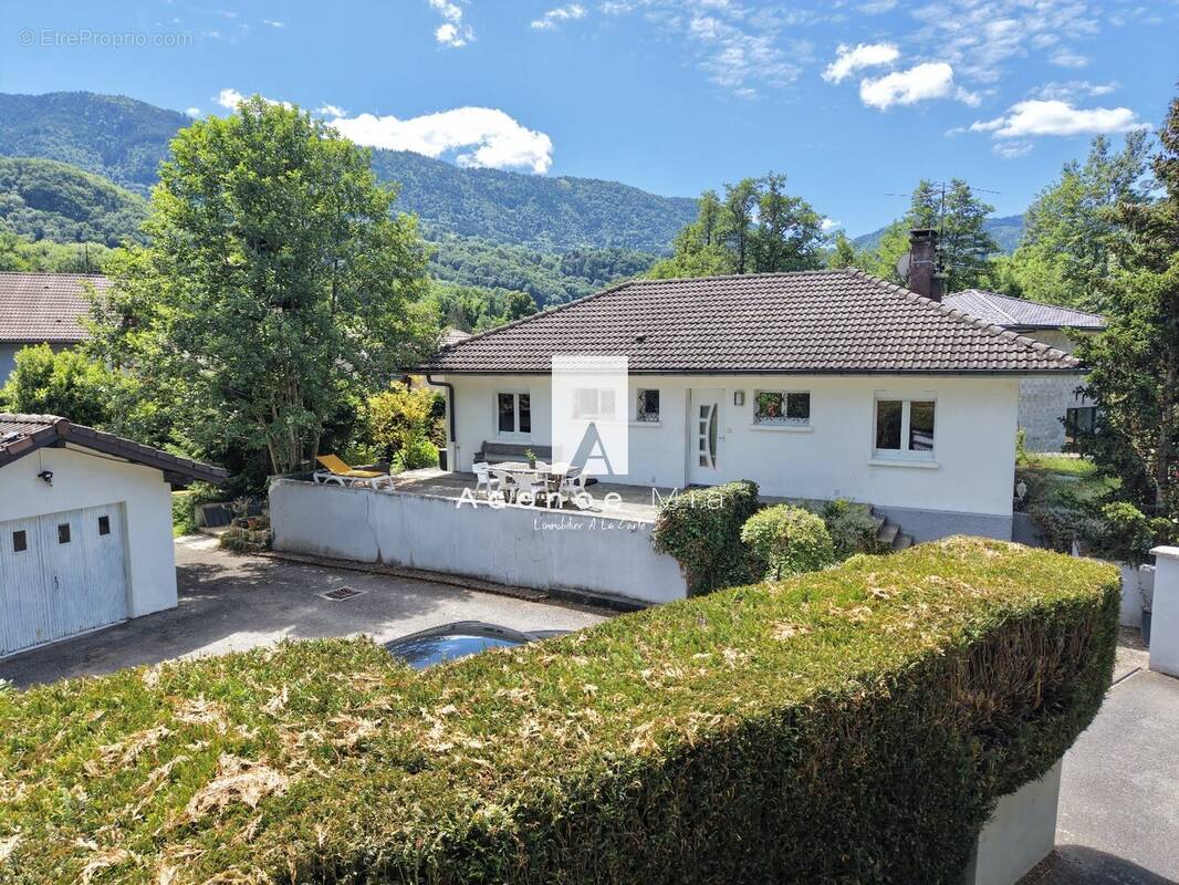 Maison à LYAUD