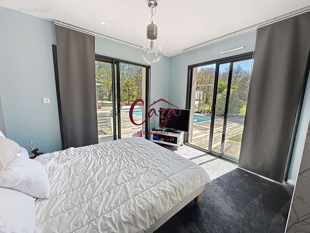 Maison à SAINT-SULPICE-ET-CAMEYRAC