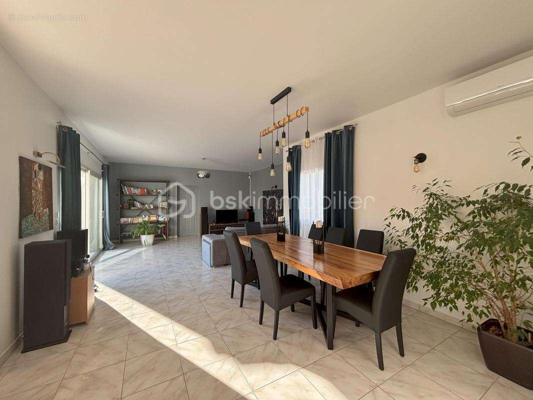 Maison à SAINT-DREZERY