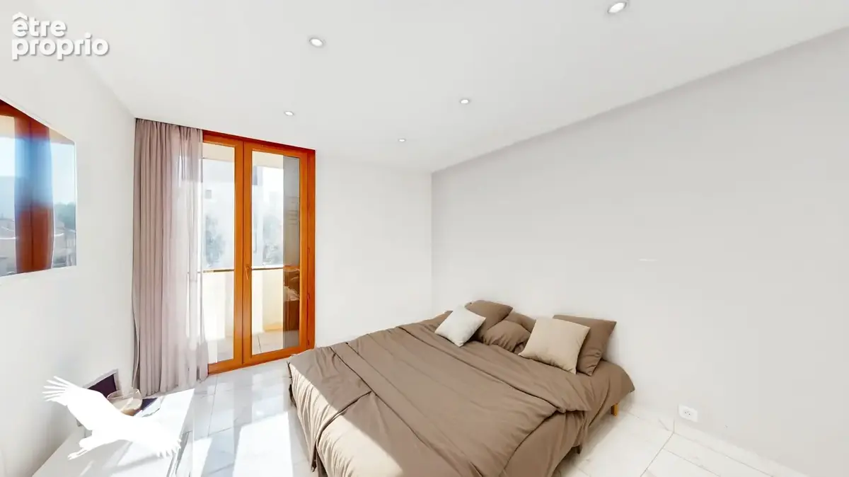 A VENDRE - Marseille 13013, Secteur St Jérôme/La Rose - Appartement 5 pièces de 93m² avec extérieur - Parking libre dans la rési - photo 7