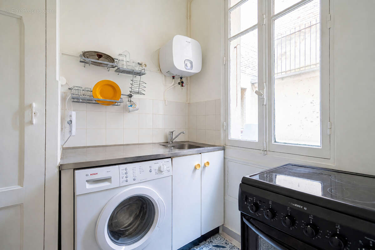 Appartement à PARIS-19E