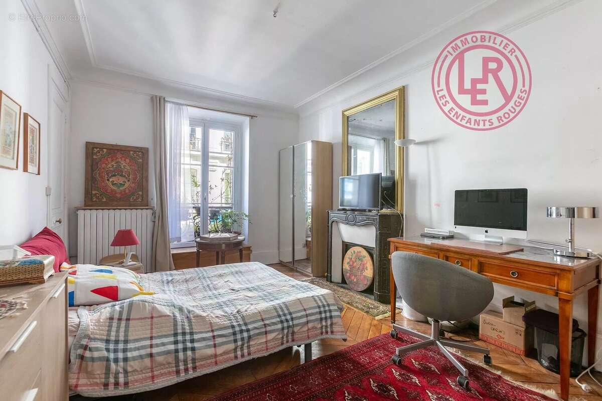 Appartement à PARIS-11E