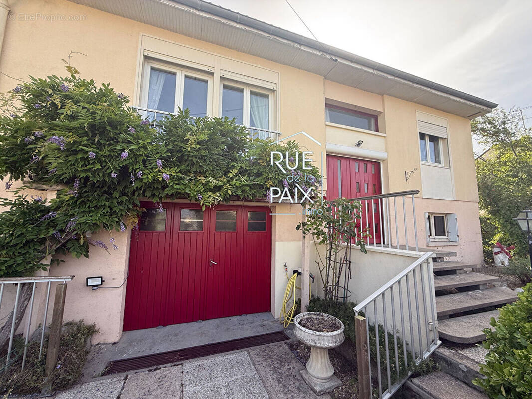 Maison à NAINTRE