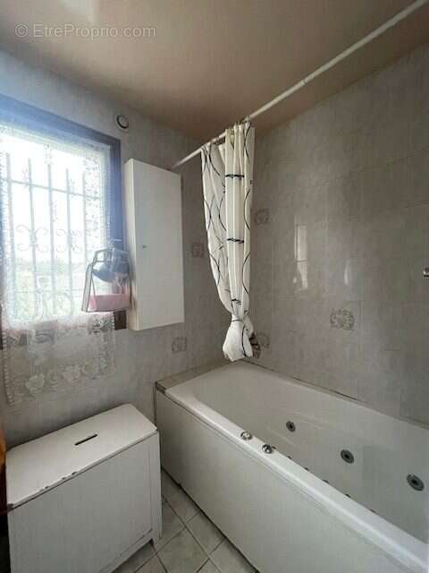 Maison à LE BLANC-MESNIL