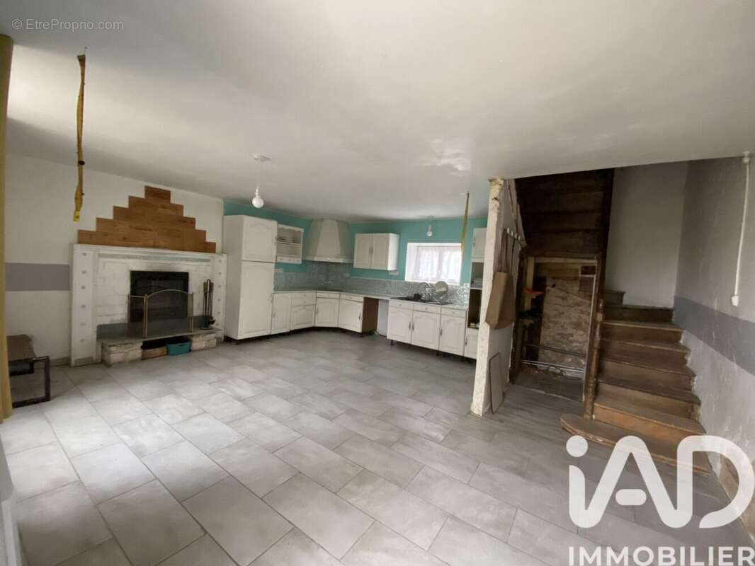 Maison 98 m² à Mouton  - photo 6