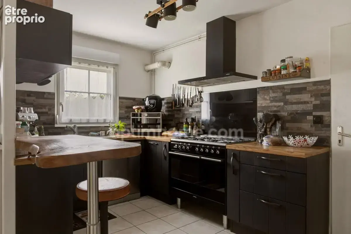 Honfleur - maison familiale - 5 pieces - 4 chambres dont une suite de plain pied - jardin de 450 m2 - garage et parking - photo 5