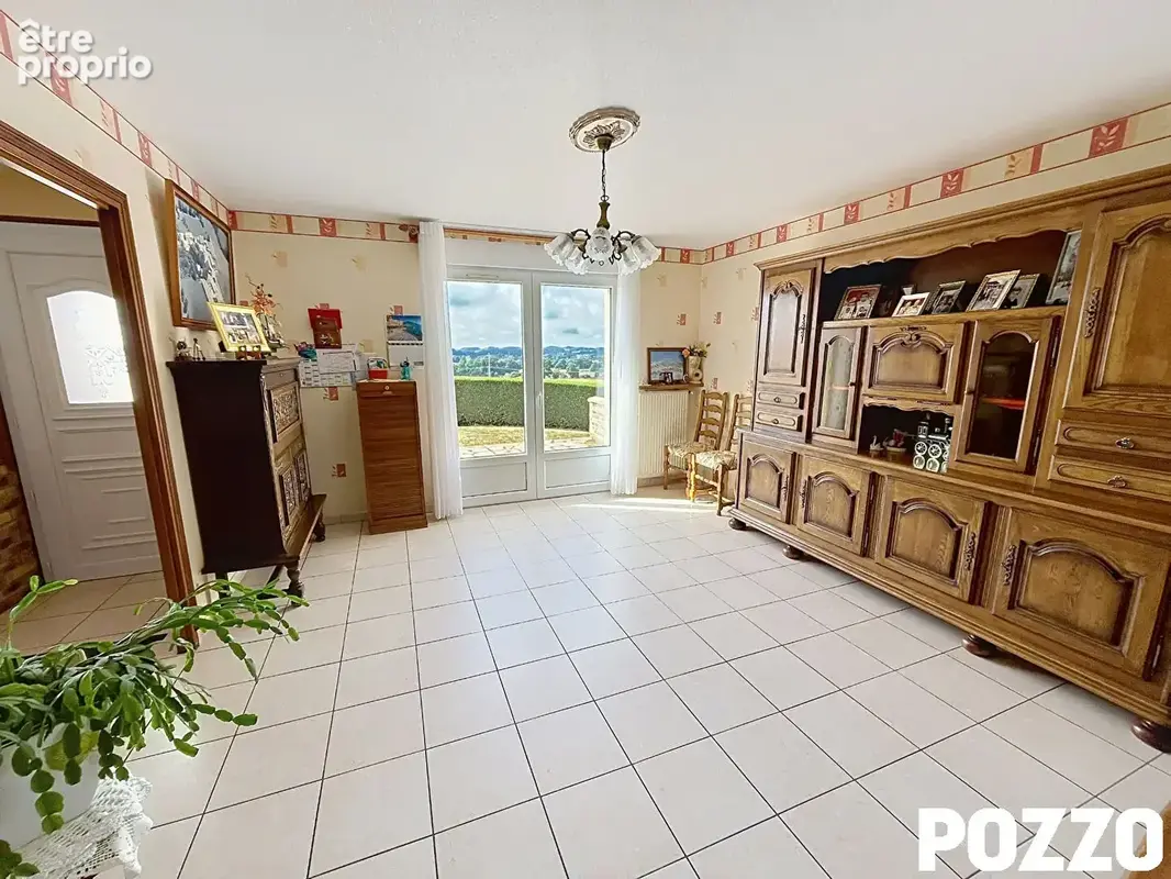 A VENDRE Maison Saint Brice De Landelles 5 pièce(s) 138 m2 - photo 4
