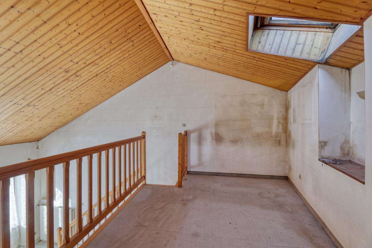 Maison à LES HERBIERS