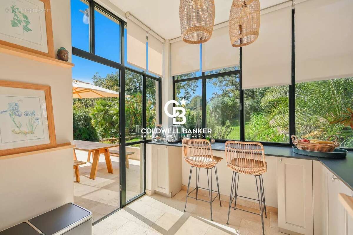 Maison à CARQUEIRANNE