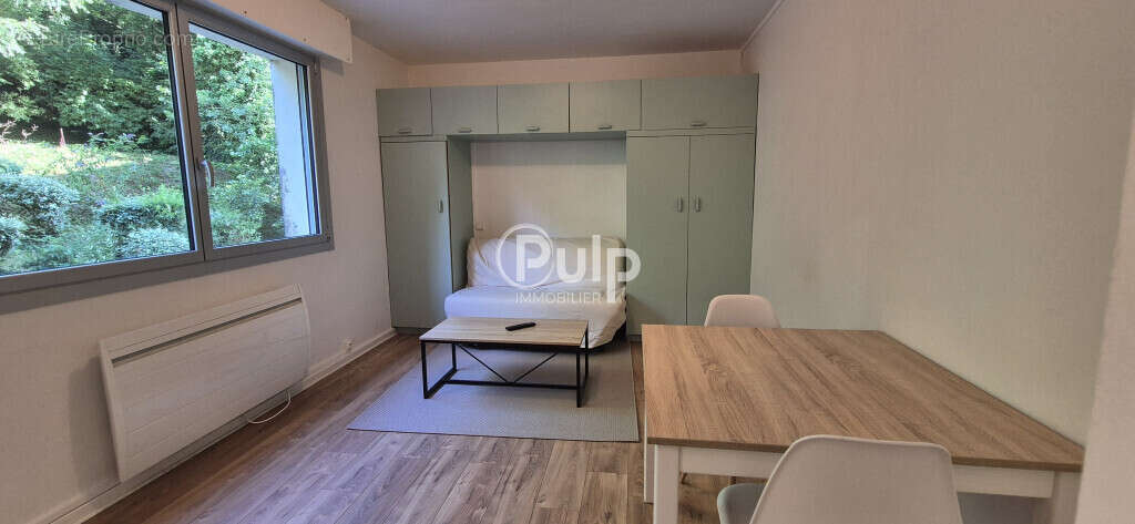 À Vendre : Charmant Studio de 21m² - Idéal Pied-à-Terre, Proche Plage et Centre-Ville - photo 2