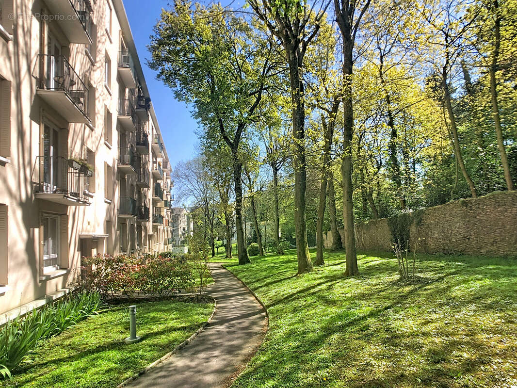 Appartement à RUEIL-MALMAISON