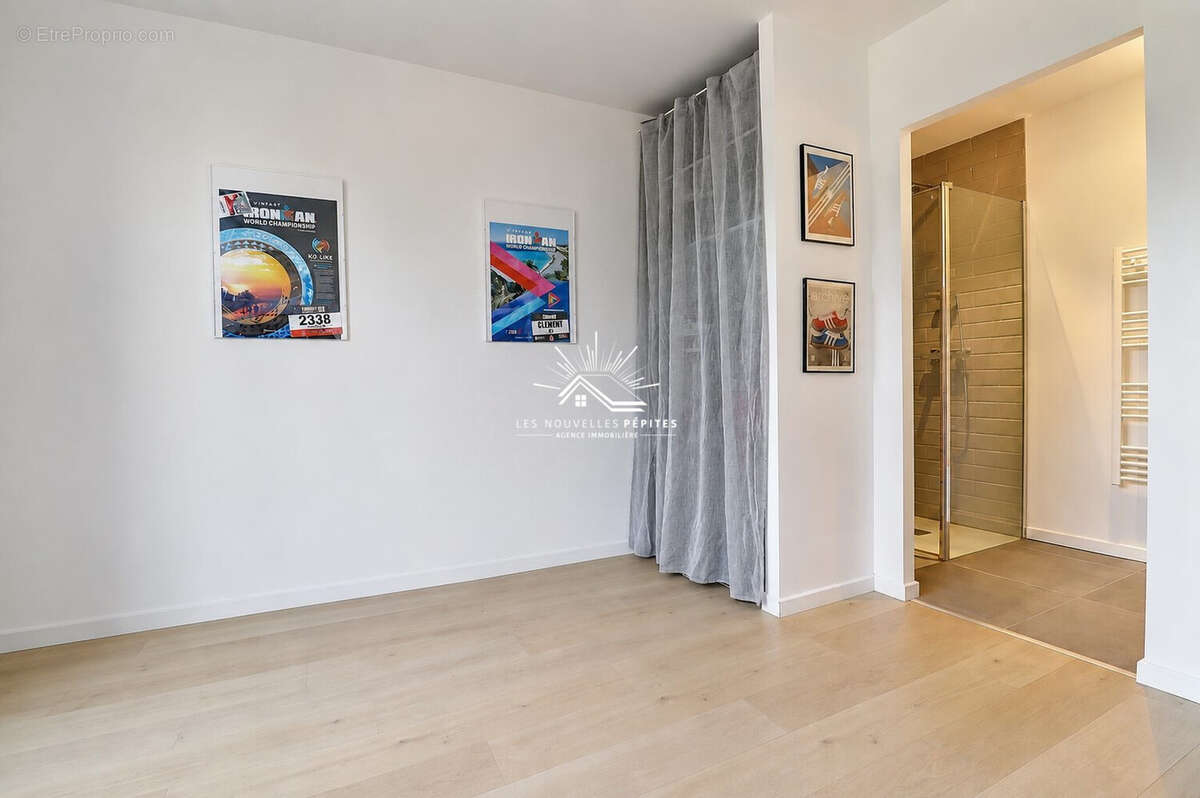 Maison 138 m² à Tressin  - photo 7