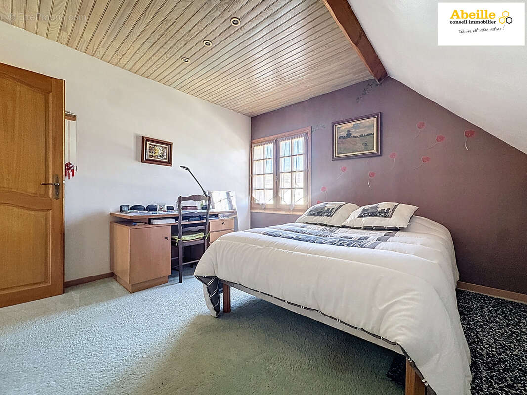 Maison à SAINT-CHERON