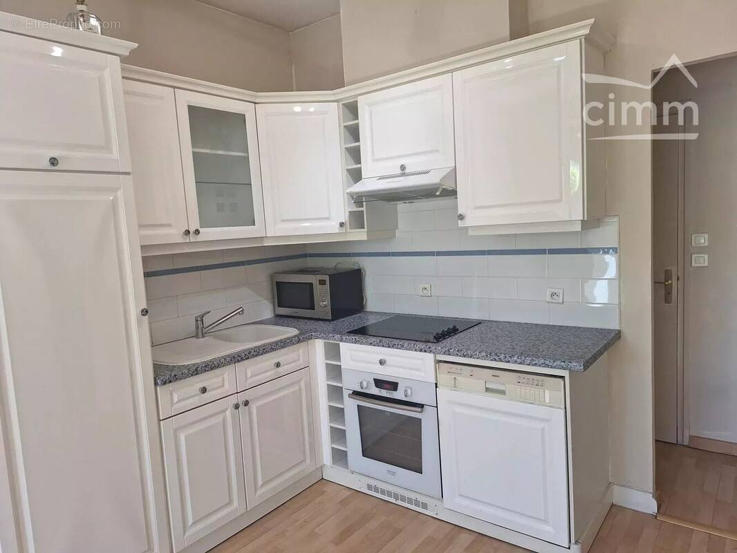 Appartement à SAINT-MAUR-DES-FOSSES