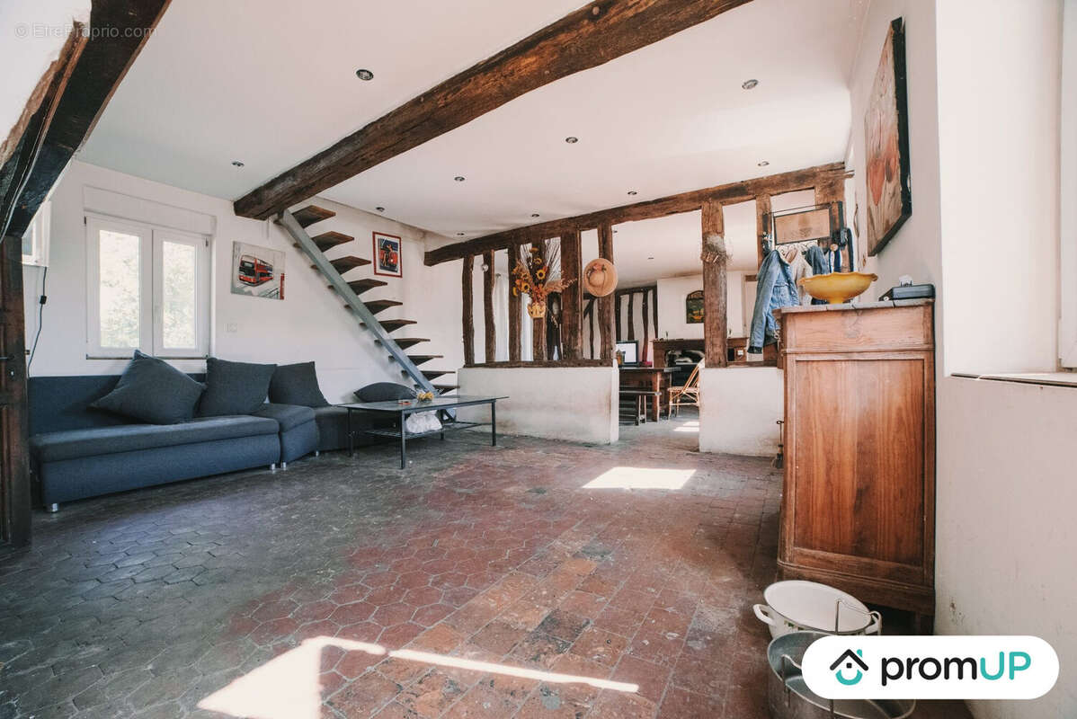 Maison à ARMENTIERES-SUR-AVRE