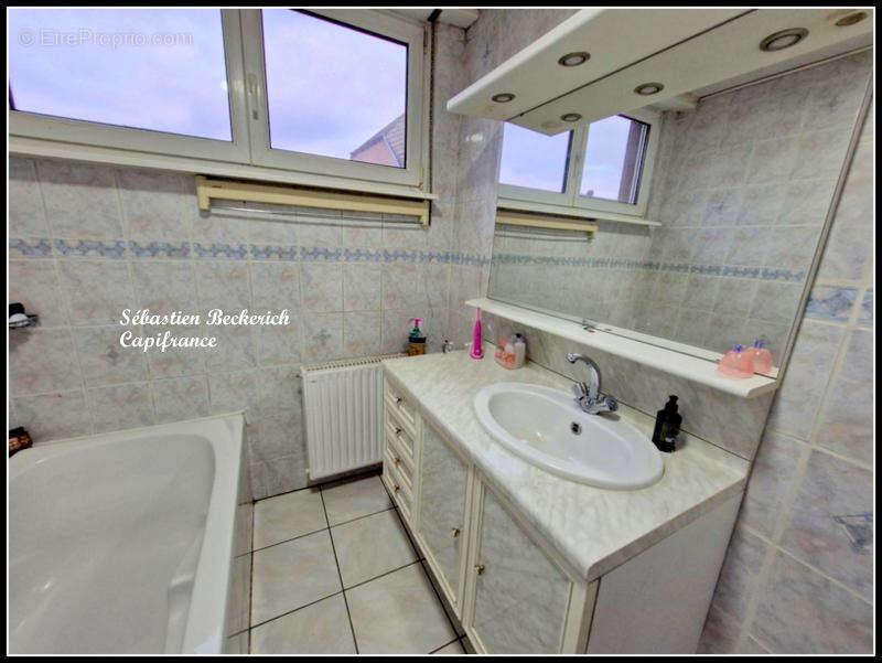 Maison à PETIT-REDERCHING