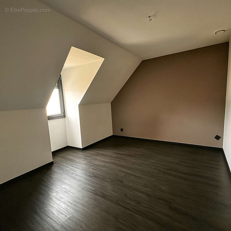 Maison à MORTEFONTAINE-EN-THELLE