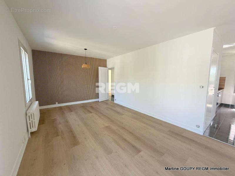 FLEURY-LES-AUBRAIS (45400)   Maison rénovée 160 m2 à fort potentiel d’évolution et double projection   5 chbr - photo 2