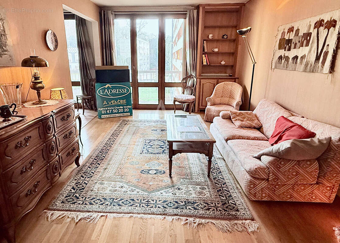 Appartement à CHAVILLE