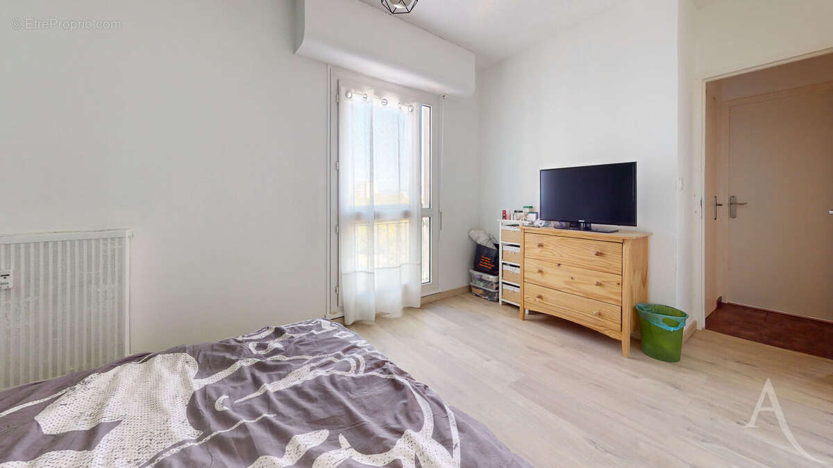 Appartement à LE PONT-DE-CLAIX