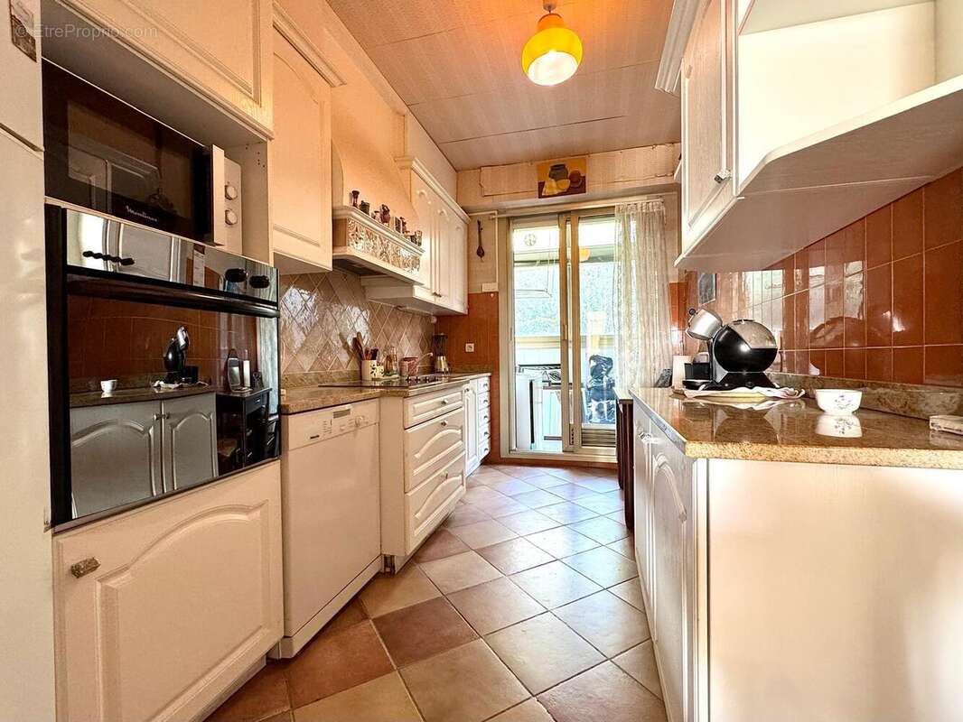   - Appartement à NICE