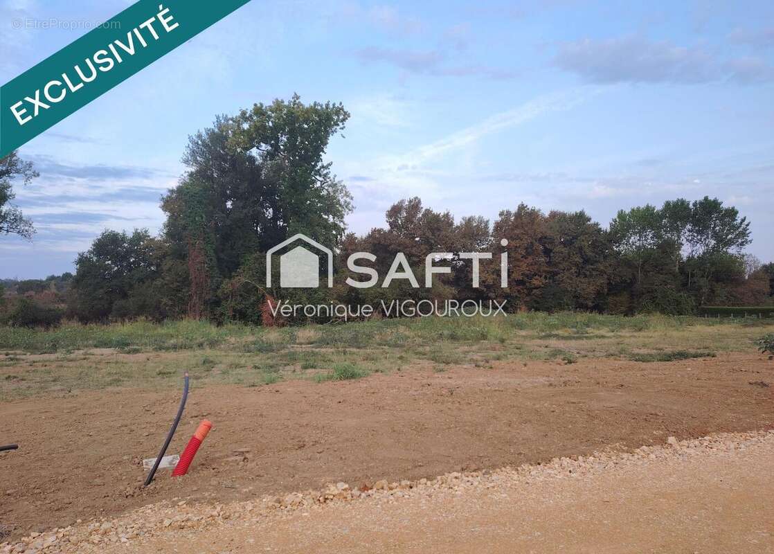Terrain 3020 m² à Castelsarrasin  - photo 4