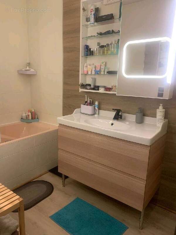 Appartement à CORBEIL-ESSONNES