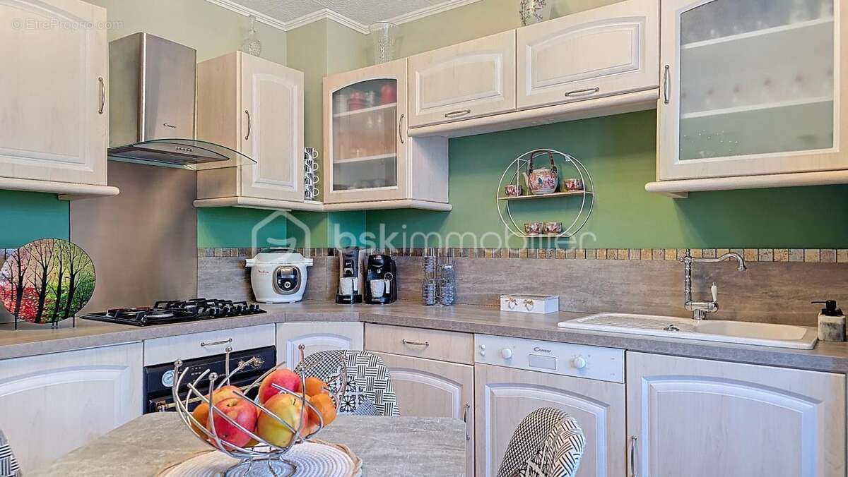 Maison à JOUY-LE-CHATEL