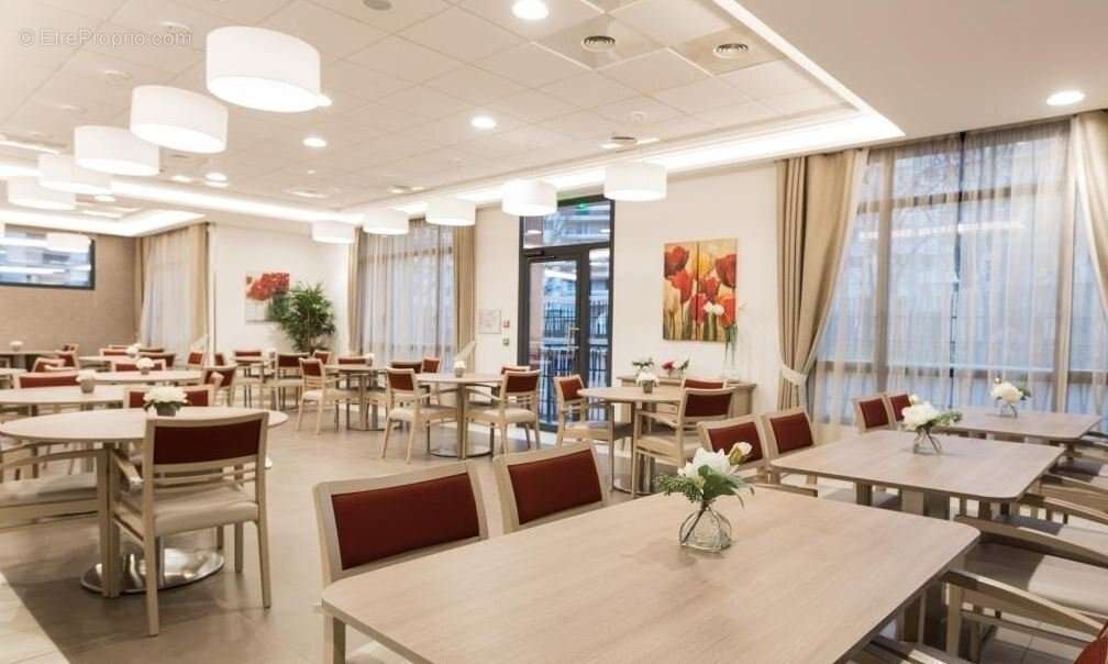 Appartement à LES LILAS