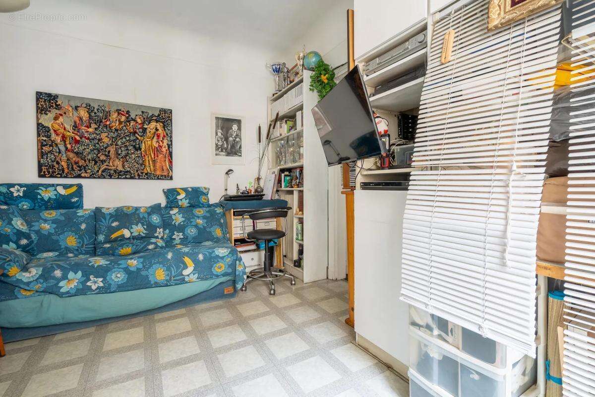 Appartement à PARIS-19E