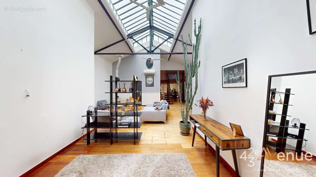 Appartement à SAINT-ETIENNE