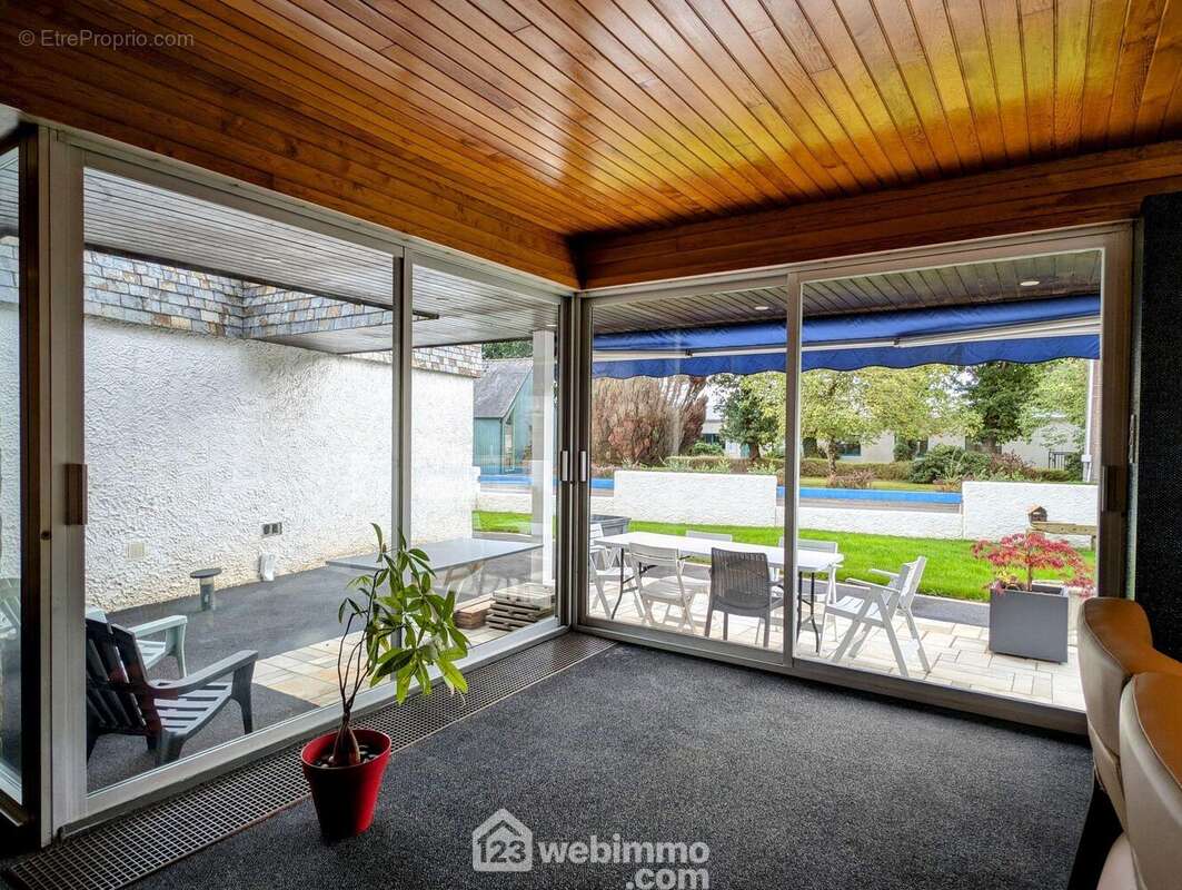 Maison à CARHAIX-PLOUGUER