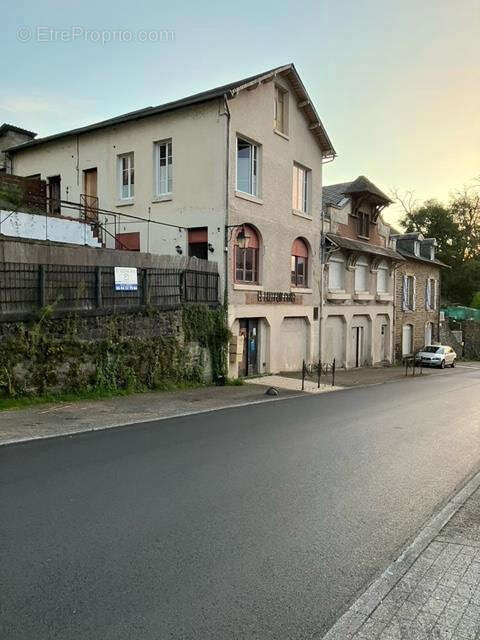 Appartement à UZERCHE