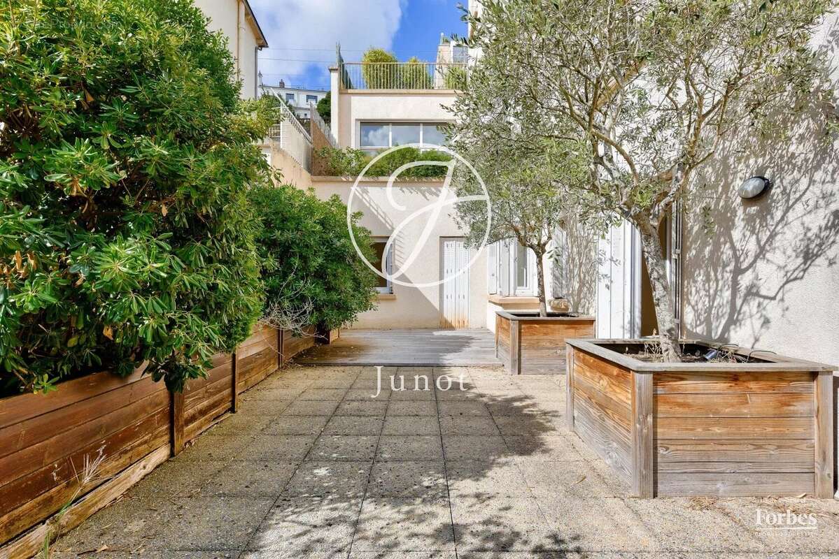Appartement à SAINT-CLOUD