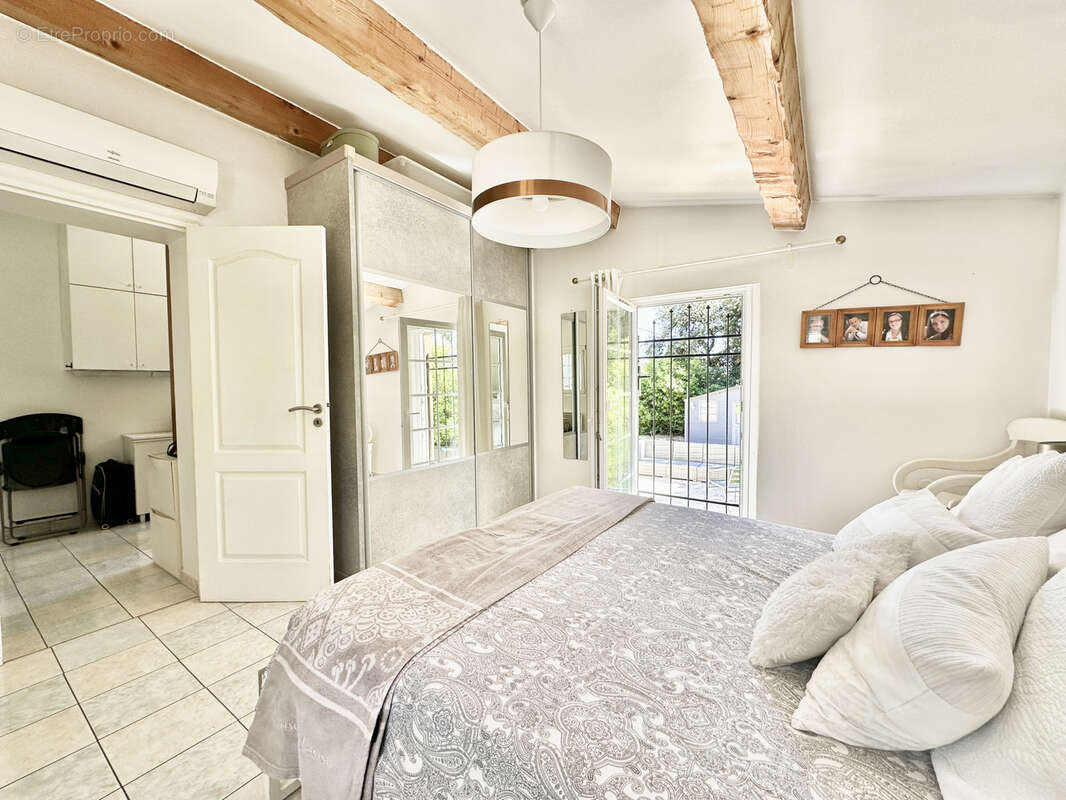 Maison à LA VALETTE-DU-VAR