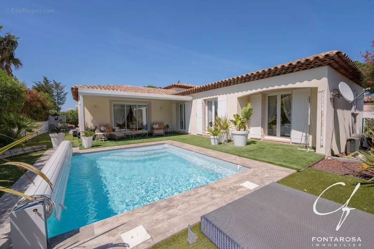 Maison à FREJUS