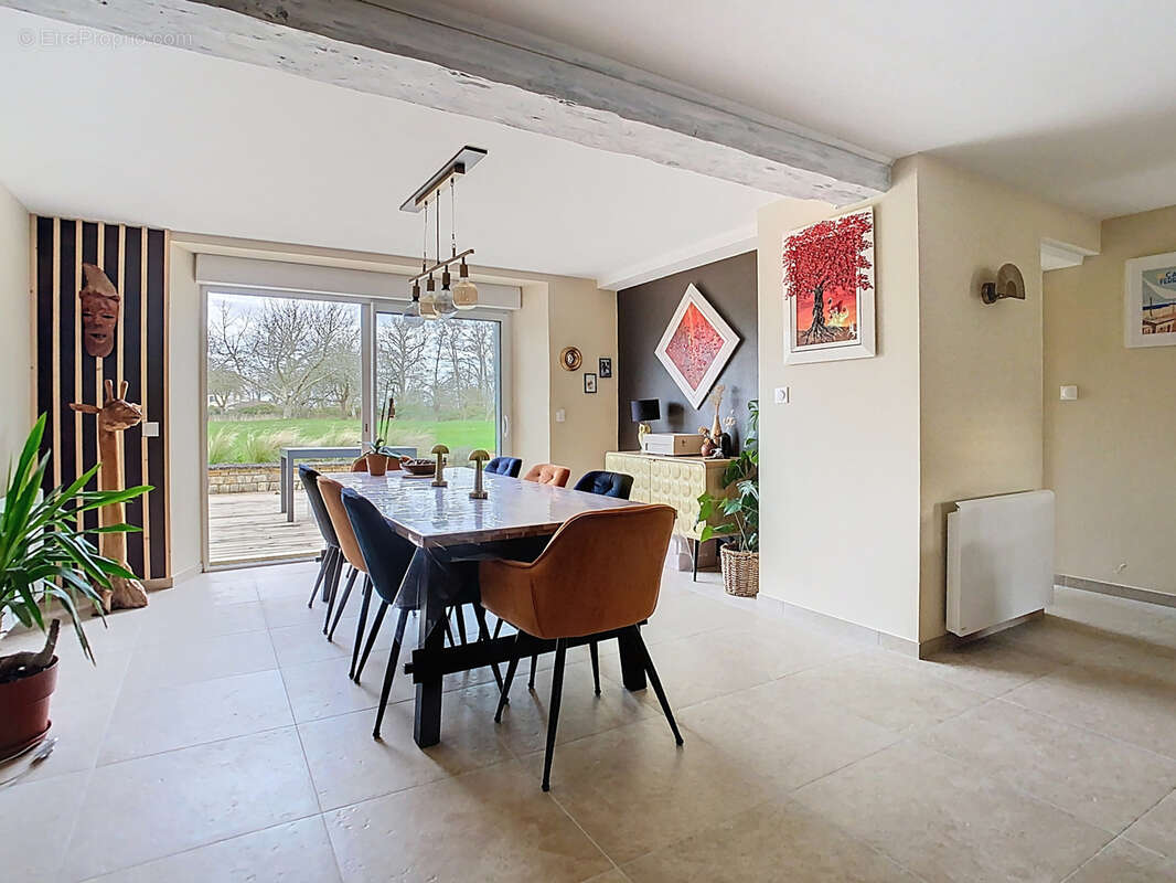 Maison à PICAUVILLE