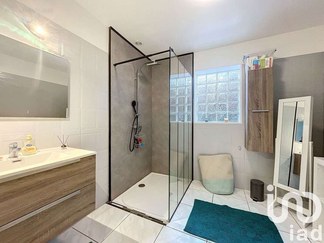 Maison 136 m² à Fontenay-Sur-Loing  - photo 7