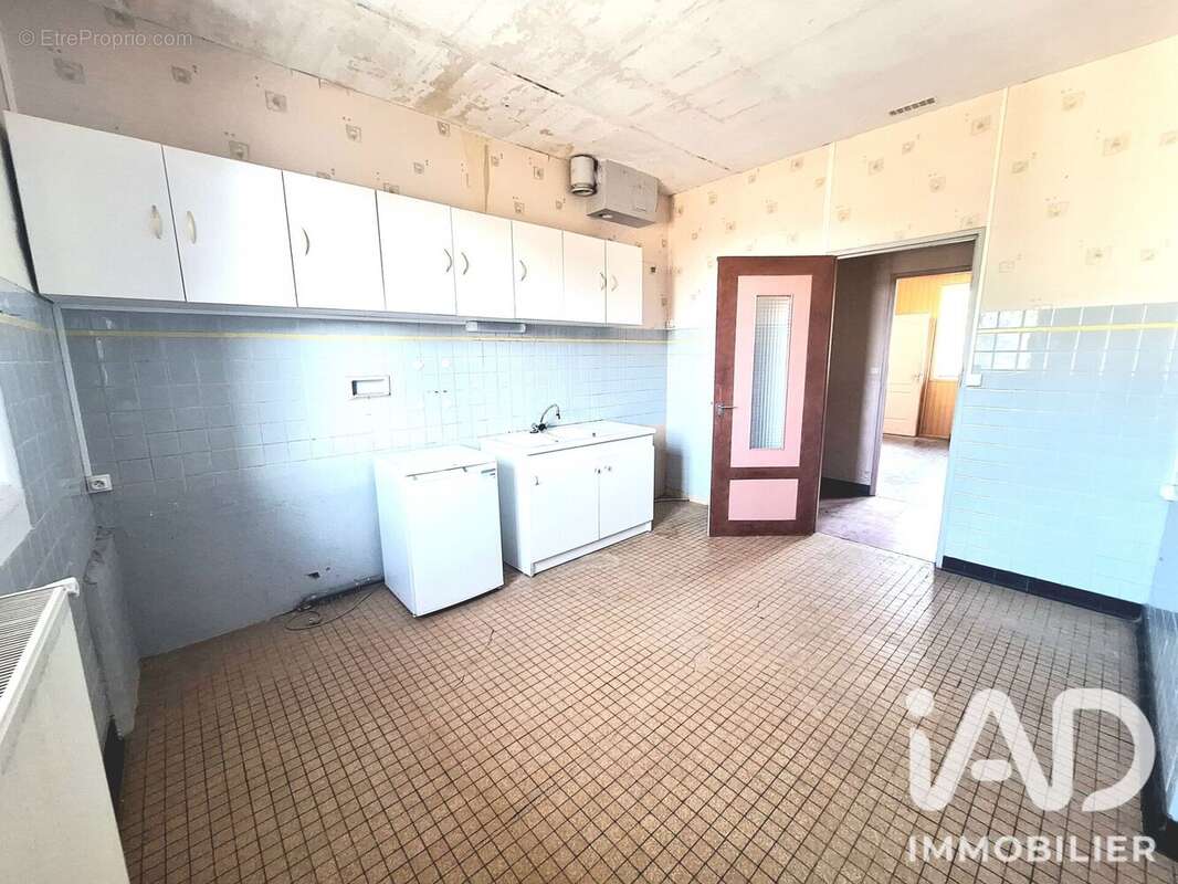 Maison 105 m² à Bagneres-De-Bigorre  - photo 4