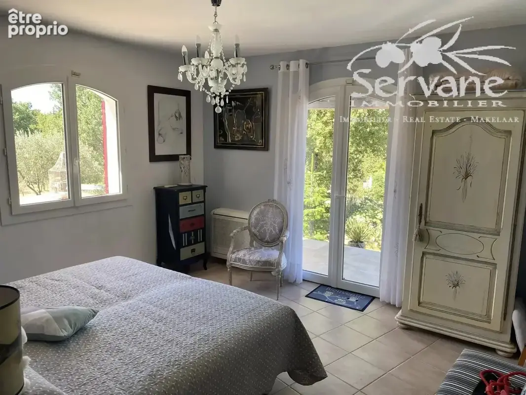 Belle villa aux beaux volumes avec piscine - photo 6