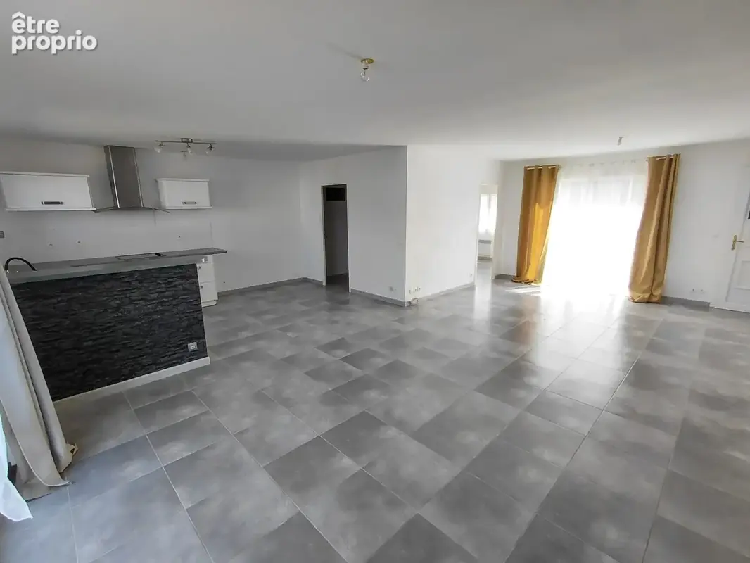 Maison 5 pièces 108 m² à vendre à Semoussac (17150) - photo 3