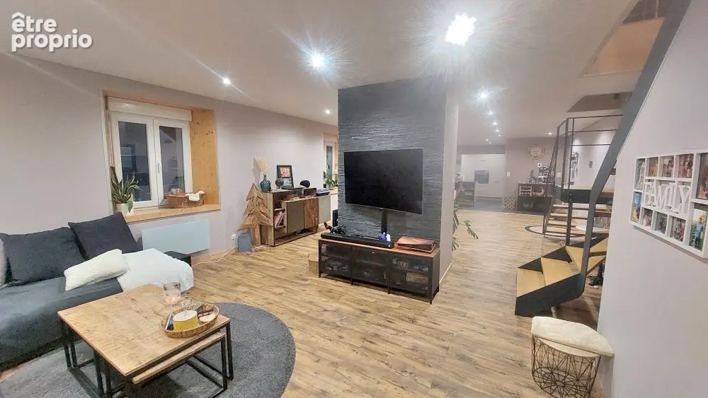 Appartement Duplex à Maiche - 5 pièces -142 m2 - photo 3