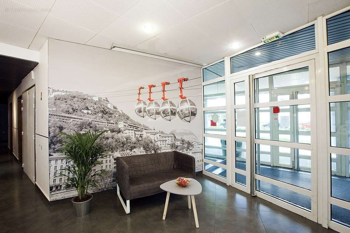 INVESTISSEMENT LOCATIF  Grenoble  Résidence étudiante Les Estudines Marie Curie - 6.81 % de rentabilité - photo 9