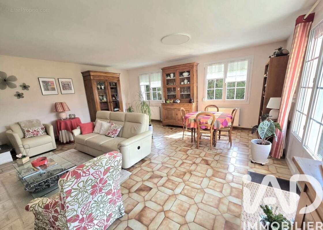 Photo 4 - Maison à TROYES